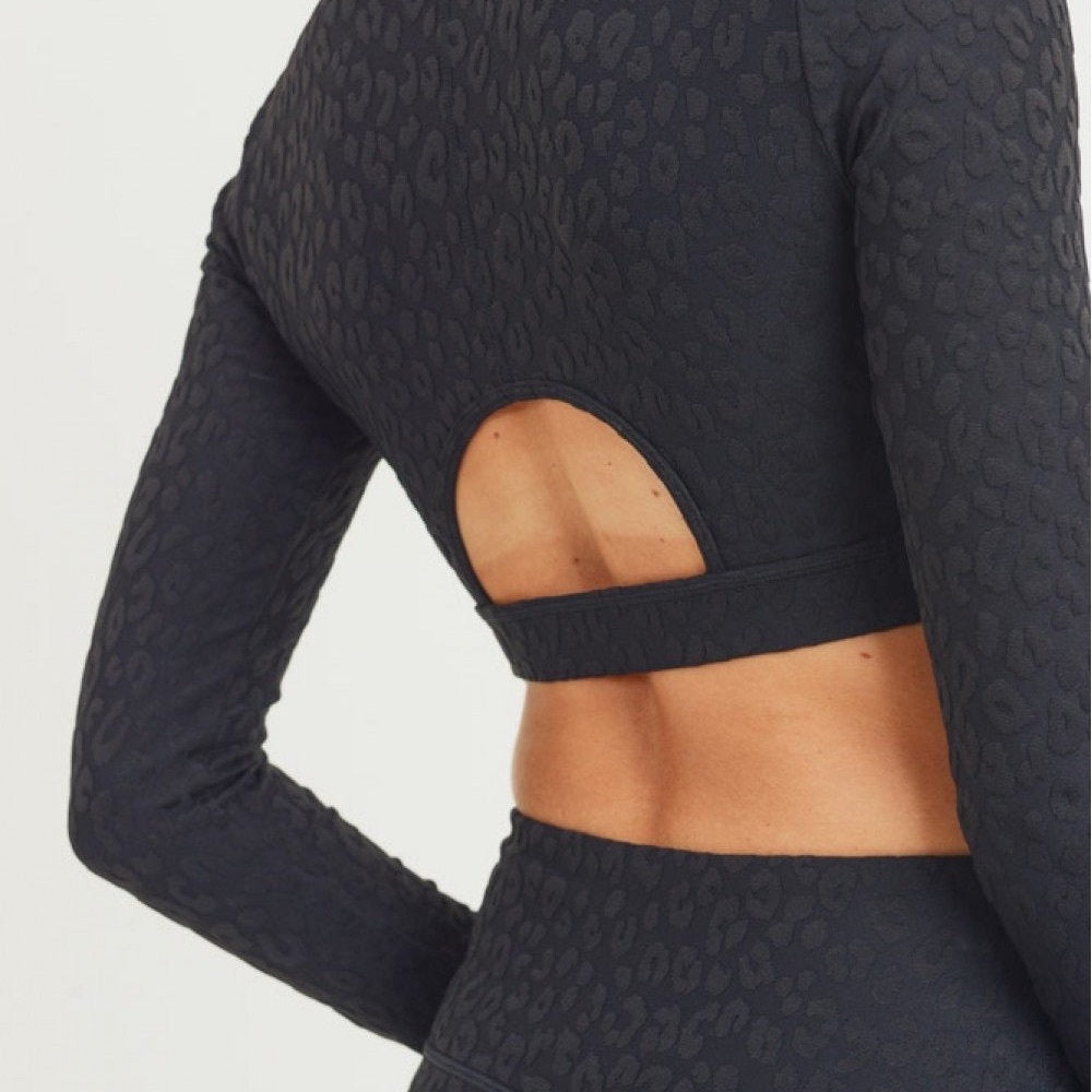 Mono B Textured Leopard
Peekaboo Athletic Top